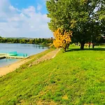Toparti Kucko * Malyi