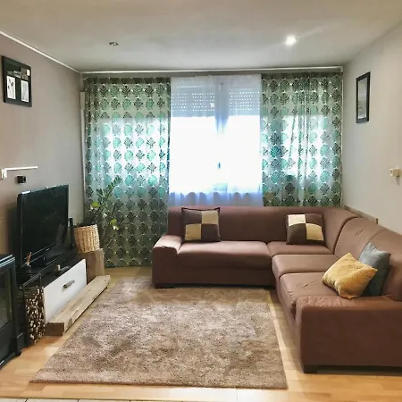 Toparti Kucko Holiday home