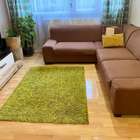Toparti Kucko Holiday home Malyi